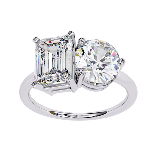 Radiant and Round solitaire toi et moi ring