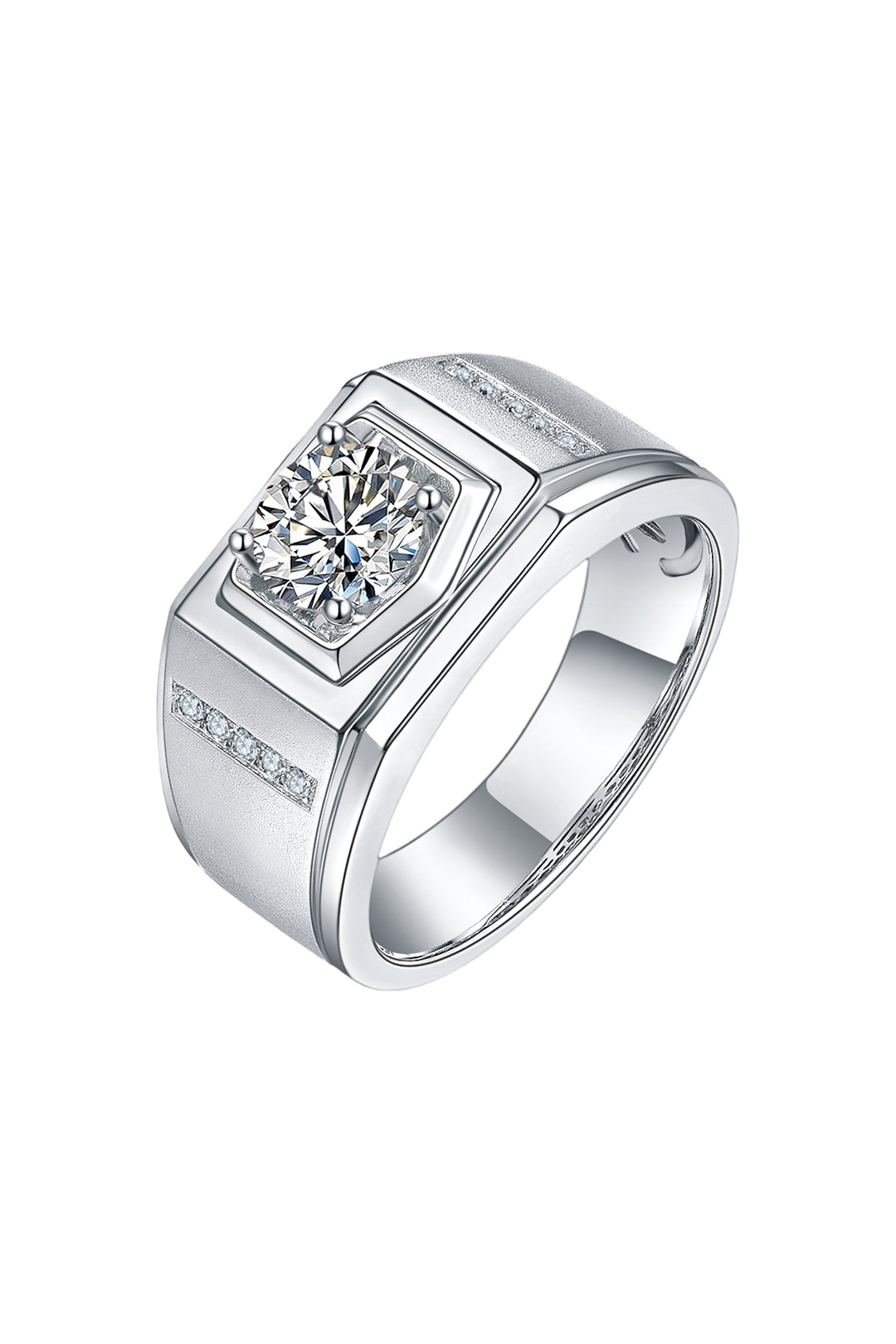Apex moissanite Ring
