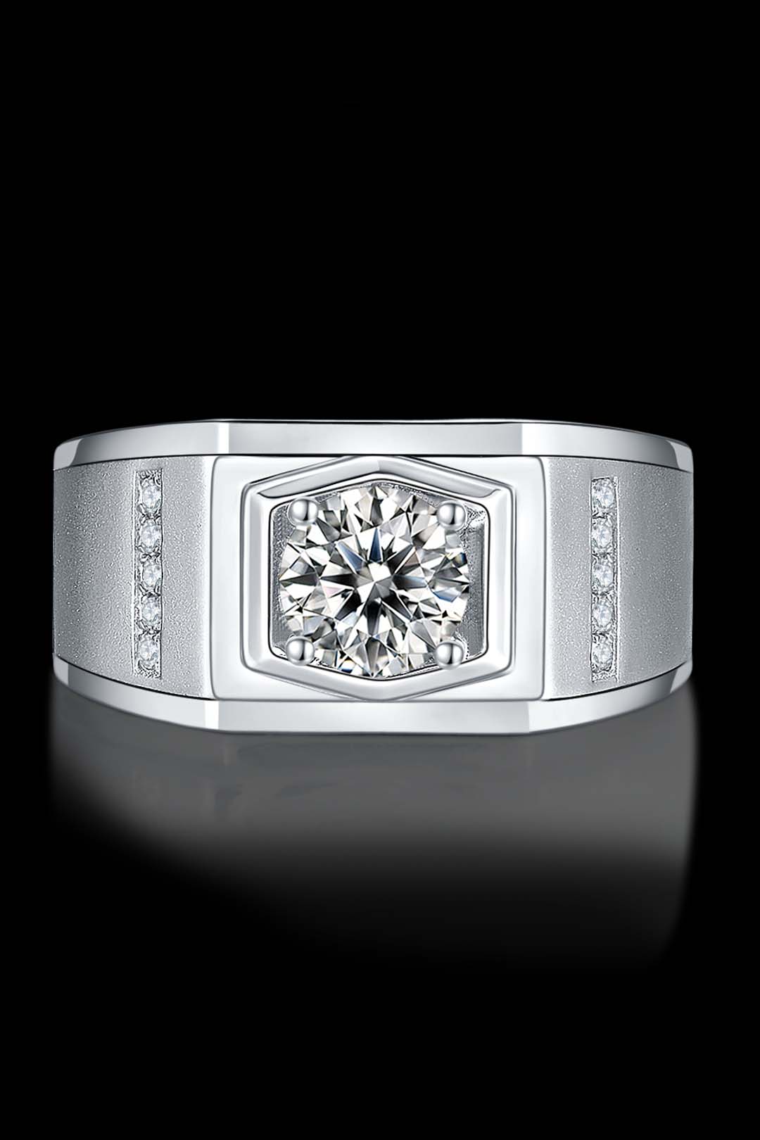 Apex moissanite Ring