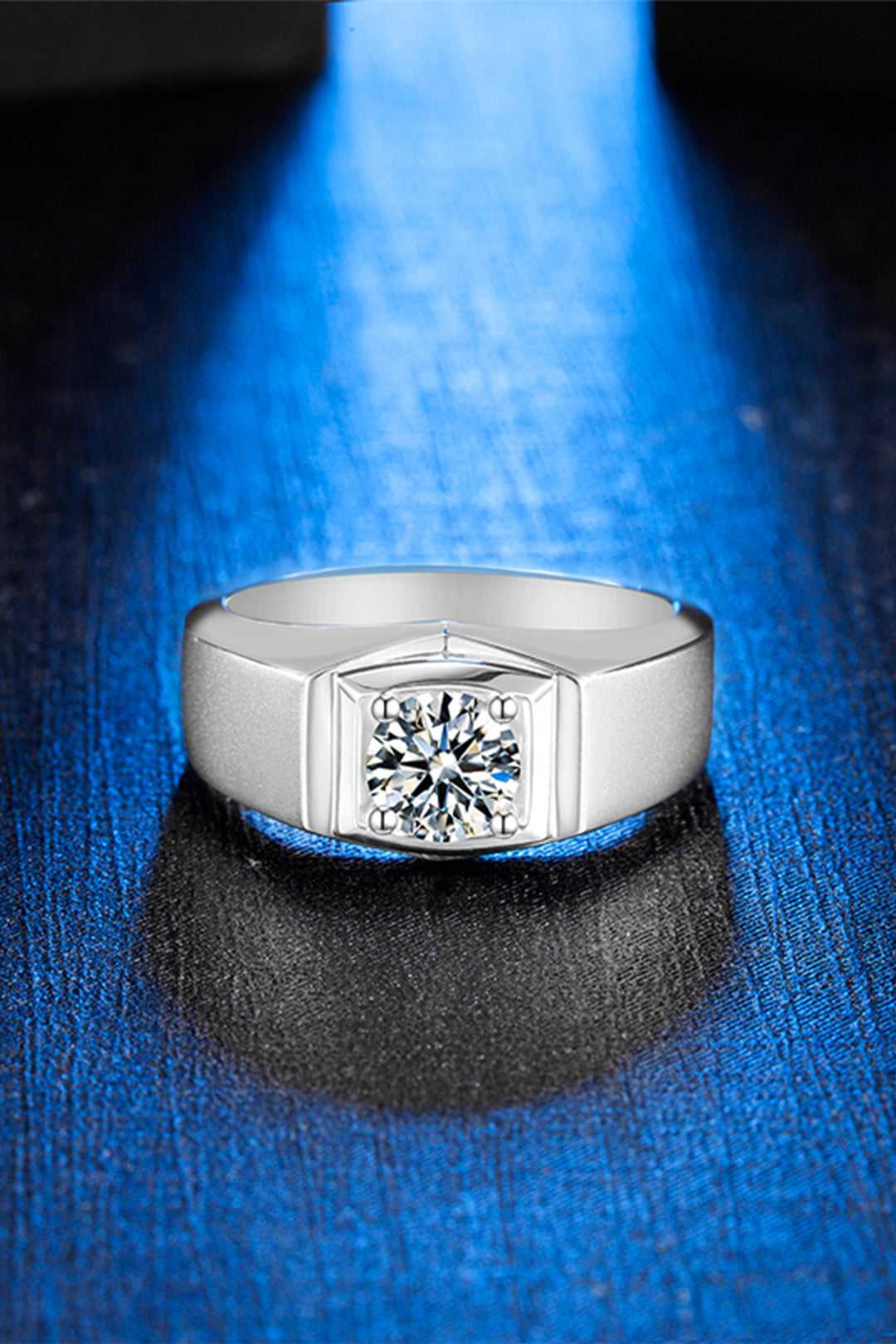 Pioneer moissanite Ring