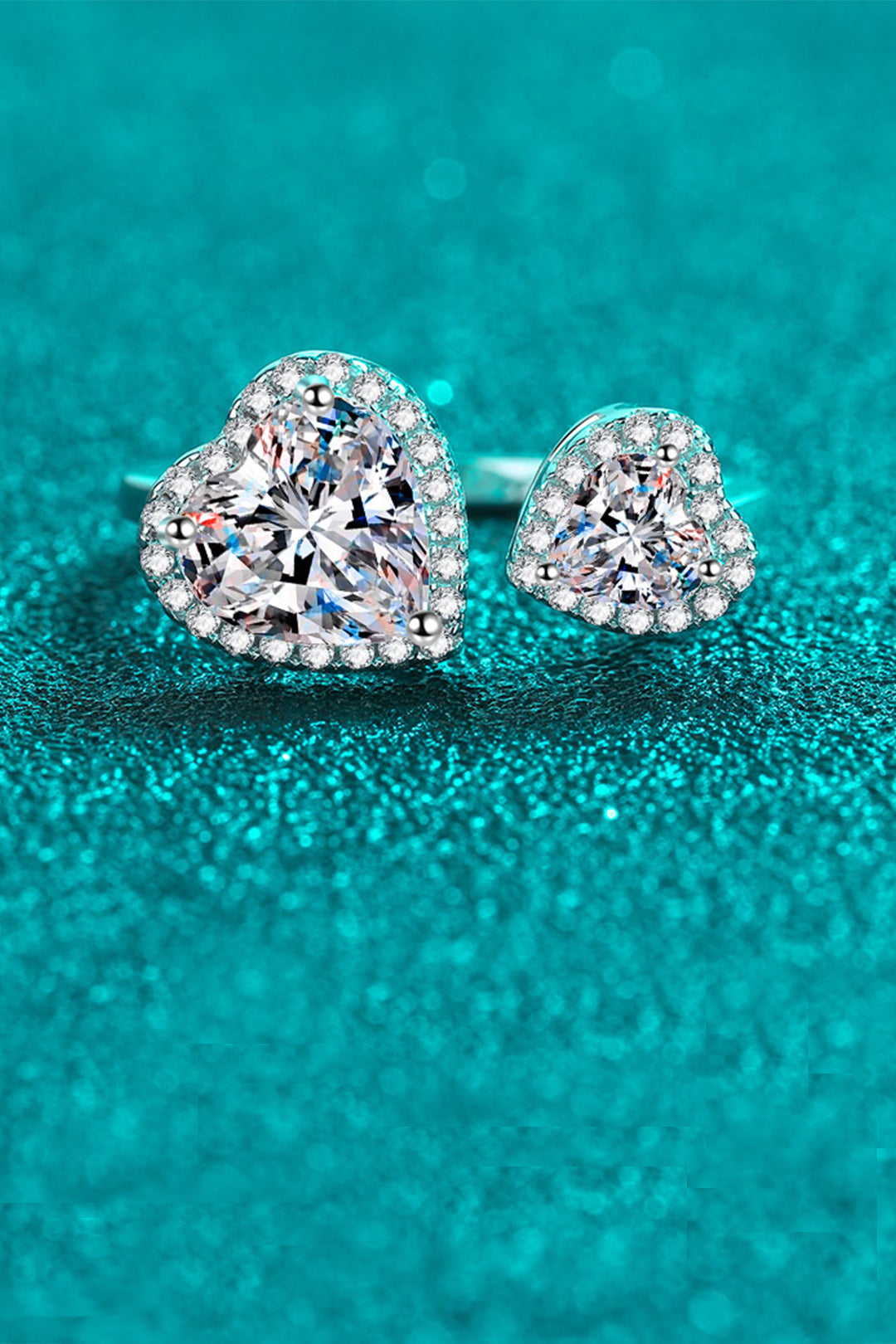 Valentina moissanite Ring