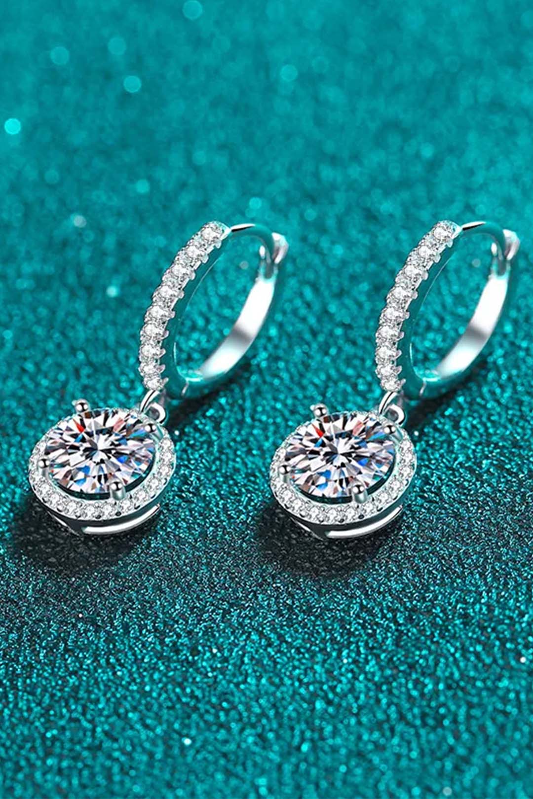 MesmeraGem Dangle solitaire earring