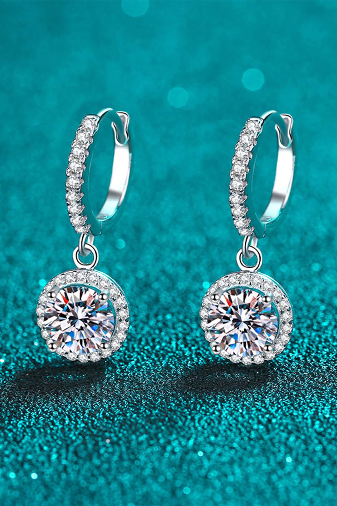 MesmeraGem Dangle solitaire earring