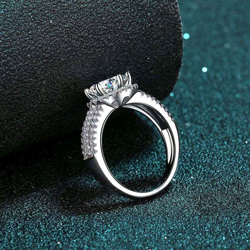 Graceful Georgiana moissanite Ring