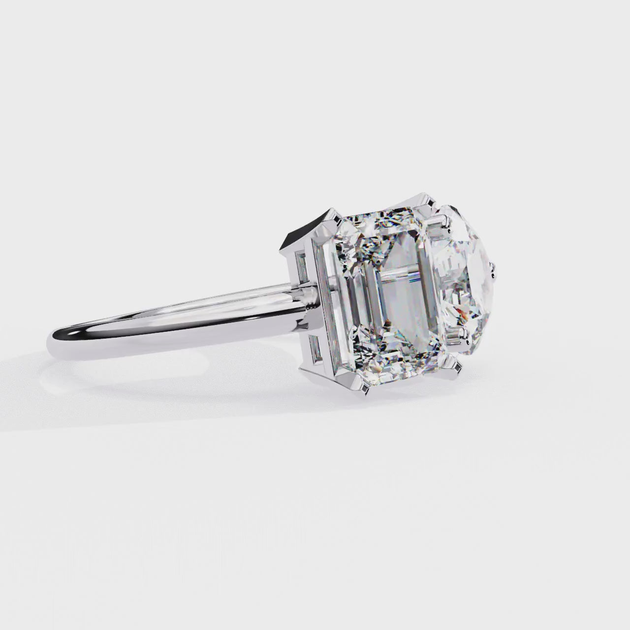 Radiant and Round solitaire toi et moi ring
