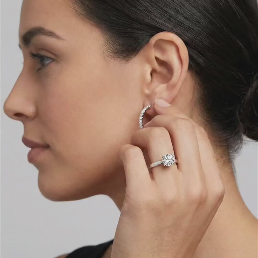 Aurora moissanite solitaire ring